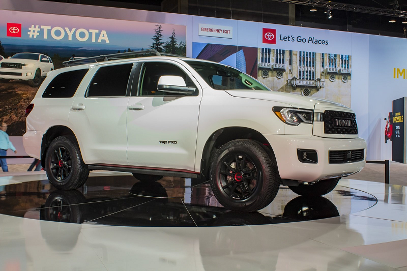 Toyota Sequoia 2019 – возрожденный внедорожник