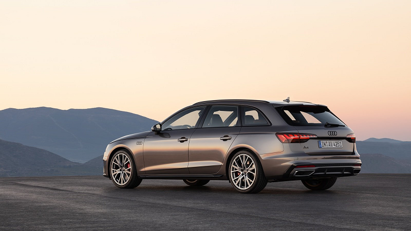 Audi A4 Avant в версии 2020 года