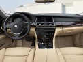 BMW 7-серия 2015 года