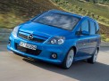 Opel Zafira OPC 2011 года