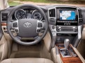Toyota Land Cruiser 2015 года