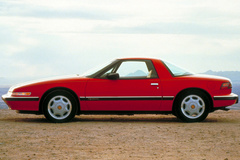 Buick Reatta 1988 года