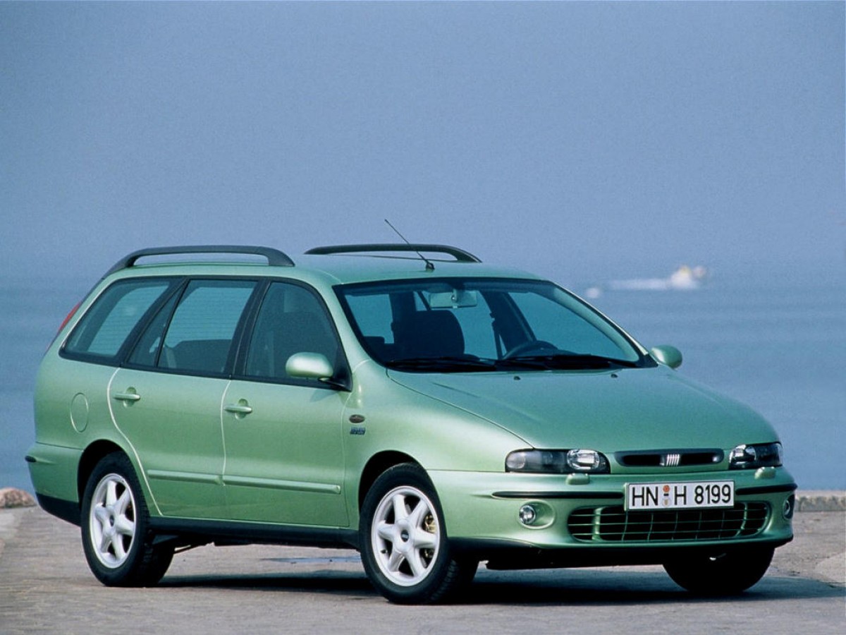 Фиат мареа универсал. Fiat Marea универсал. Фиат Мареа уикенд универсал. Фиат Мареа 2000 2.0. Fiat универсал 1996.