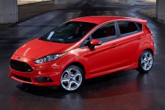 Ford Fiesta: Седан и хэтчбек