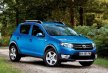 Автомобиль Рено Сандеро 2013