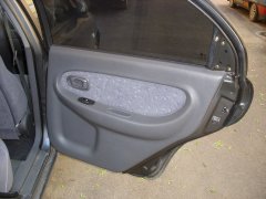 Как предотвратить провисание дверей в автомобиле?