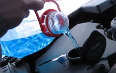 Как правильно выбрать незамерзающую жидкость для омывателя автомобиля?