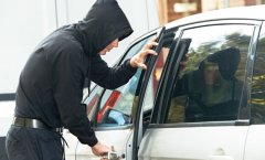 Як захистити автомобіль від викрадення та крадіжки цінних речей?