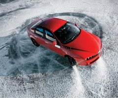 Як уникнути виникнення заносу автомобіля на сніговій дорозі?