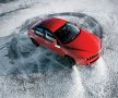 Как избежать возникновения заноса автомобиля на снежной дороге?
