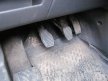 Преимущества и недостатки резиновых и тканевых ковриков для автомобиля