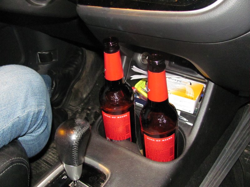 Допускается ли распитие пива в припаркованной машине