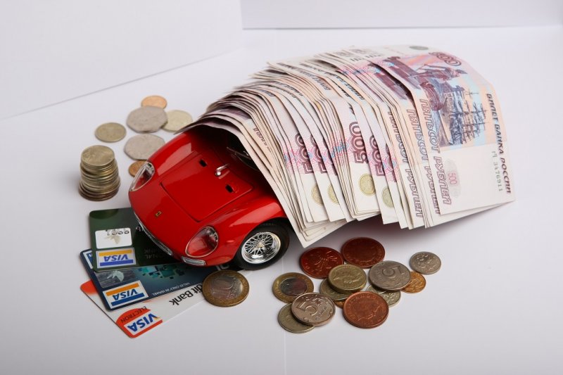 В каких случаях водители избавлены от необходимости оплаты налога с продажи автомобиля