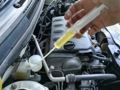 Замена тормозной жидкости в автомобилях Toyota