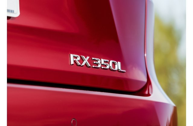 Lexus RX L 2019