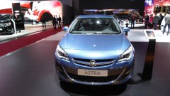 Новая версия Opel Astra Family хэтчбэк 2015 появится на нашем рынке в следующем году