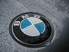 BMW попробует потеснить Tesla