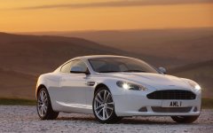 Aston Martin добавил динамики DB9