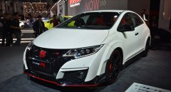 Honda запустила производство Civic Type R 2015