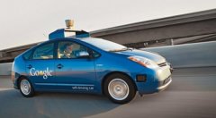 Беспилотные автомобили Google испытают в городских условиях