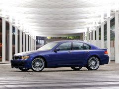 Компания Alpina тестирует новую «семерку» BMW