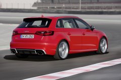Audi RS3 Sportback получил карбоновые колеса