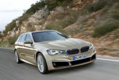 BMW 5-Series Touring 2017 – универсал с новыми очертаниями!