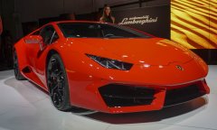 Компания Lamborghini представила самую доступную версию модели Huracan