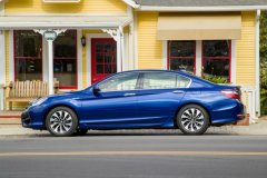 Honda Accord Hybrid 2017: тест в реальных условиях