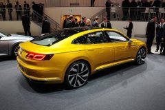Спортивная классика от Volkswagen: Passat CC 2017