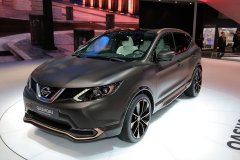 Популярный японский кроссовер Nissan Qashqai выйдет с редизайном в 2017 году