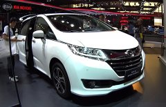 Концерн Honda представил пятое поколение минивэнов Odyssey