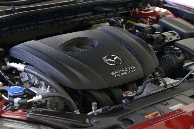 двигатель для новой Mazda 3с технологией HCCI