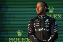 Тото Вольф пытается объяснить причины неудач Mercedes после гонки в Катаре