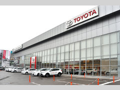 Российские дилеры Toyota реализуют  машины с наценкой иностранцам