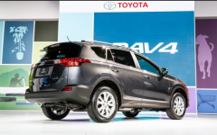 Toyota совсем скоро представит нам  гибридный вариант  RAV4