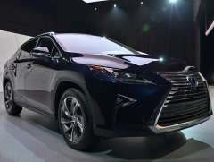 На рынке появиться новый гибрид от Lexus