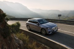 Совершенно новый Mercedes-Benz GLC: основные характеристики, дизайн экстерьера и интерьера