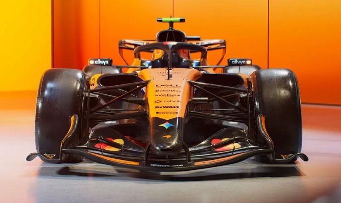 Возрождение легенды: McLaren показывает ливрею нового MCL40