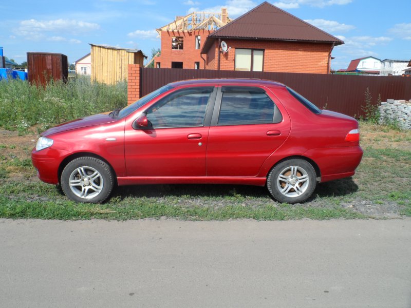 Fiat Albea 2009