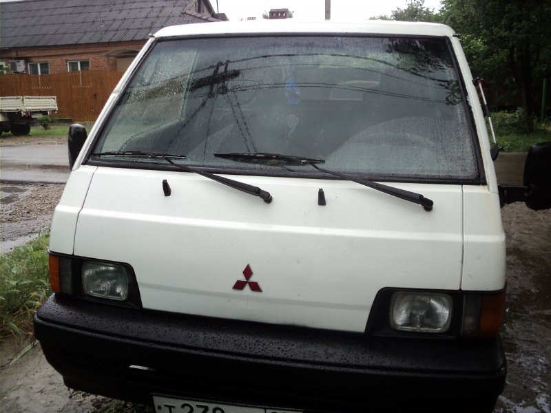 Mitsubishi Delica 1991