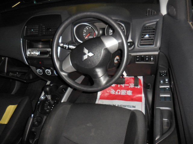 Mitsubishi RVR 2012