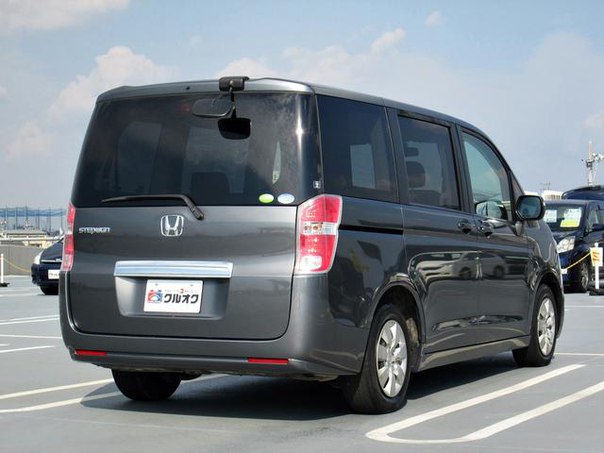 Honda Stepwgn 2011