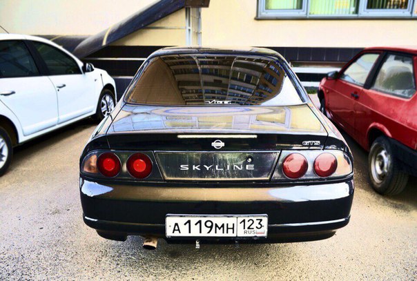Nissan Skyline 1996