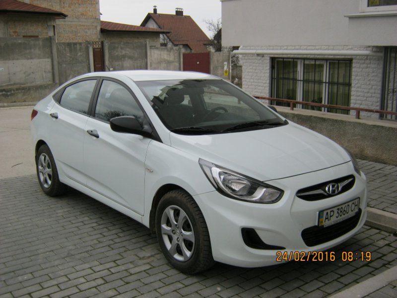 Hyundai Accent 2012