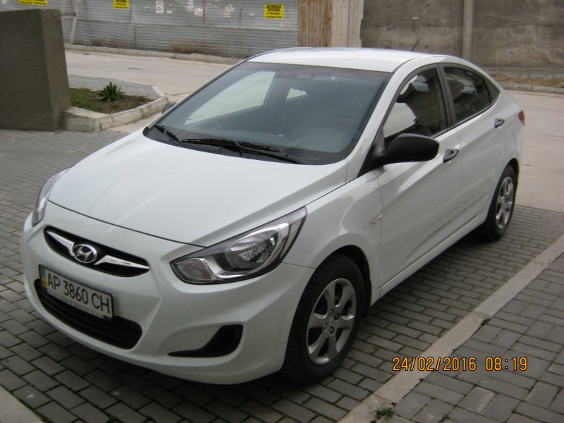 Hyundai Accent 2012