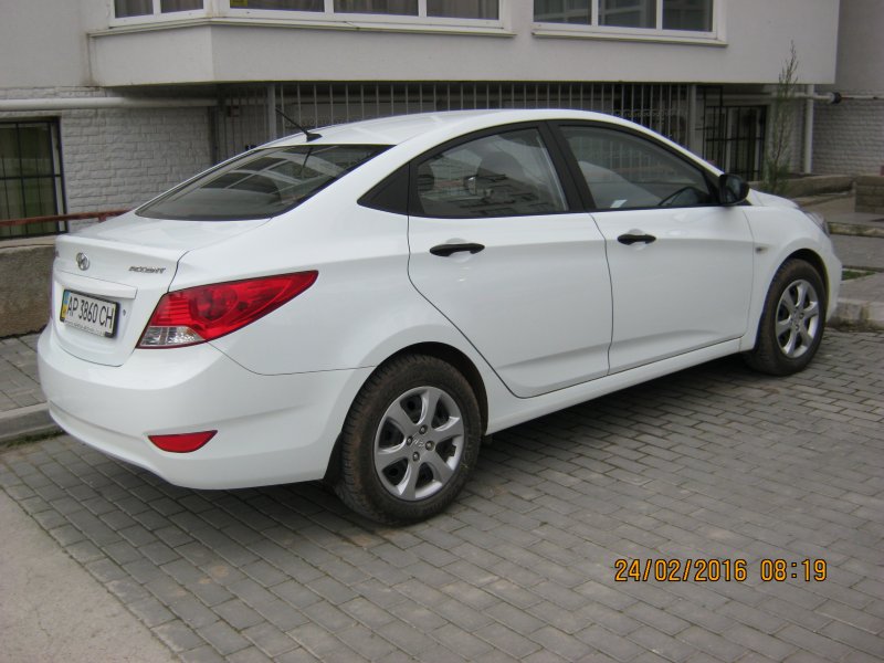 Hyundai Accent 2012