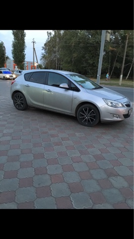 Opel Astra 2012