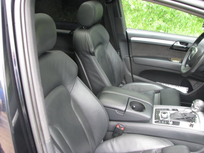 Audi Q7 2010