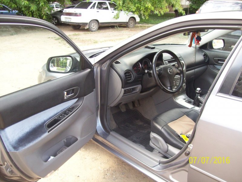 Mazda 6 2004